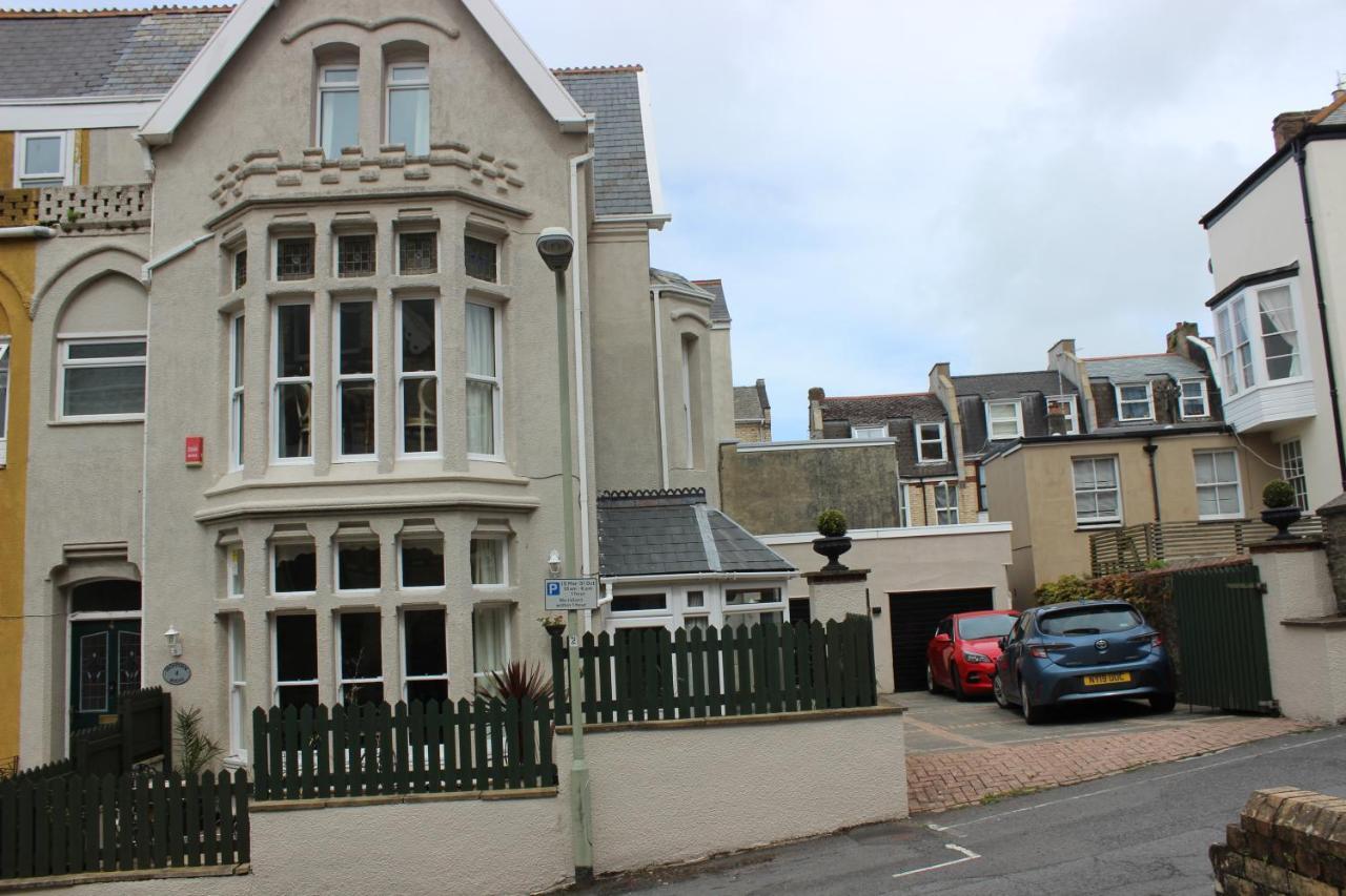 Grosvenor House - Onsite Free Parking Bed and Breakfast Ilfracombe Εξωτερικό φωτογραφία